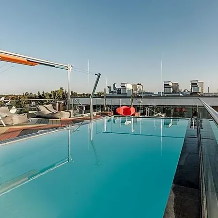Hotel Brucklyn 2*