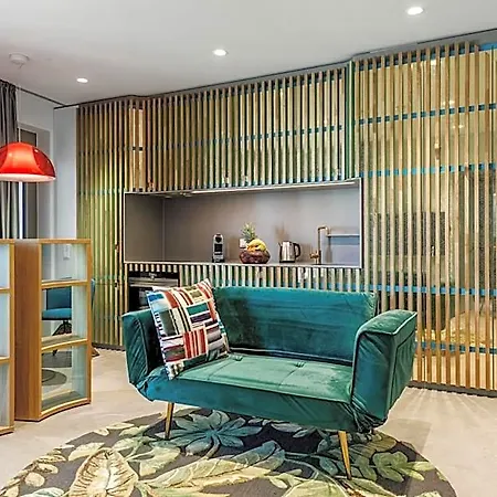 Hotel Brucklyn 2*